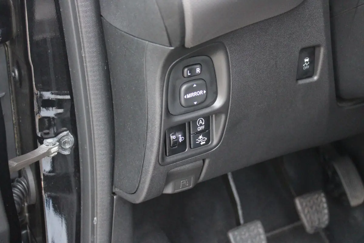 1.0 e-VTi 72PK ALLURE TOP! | CLIMATE CONTROL | ACHTERUITRIJ CAMERA | APPLE CARPLAY/ANDROID AUTO | CRUISE CONTROL | DAB+ RADIO | KEYLESS ENTRY/START | LANE ASSIST | LICHTMETALEN VELGEN |
