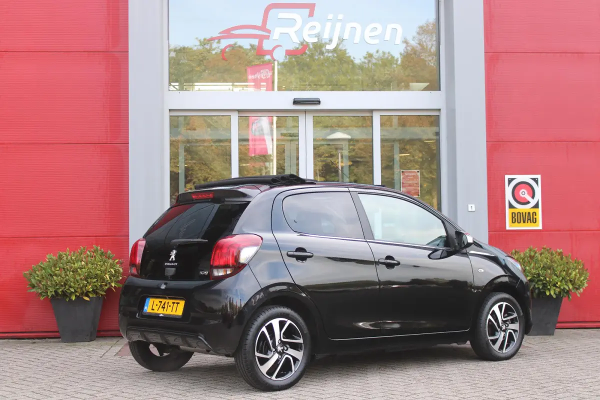 1.0 e-VTi 72PK ALLURE TOP! | CLIMATE CONTROL | ACHTERUITRIJ CAMERA | APPLE CARPLAY/ANDROID AUTO | CRUISE CONTROL | DAB+ RADIO | KEYLESS ENTRY/START | LANE ASSIST | LICHTMETALEN VELGEN |