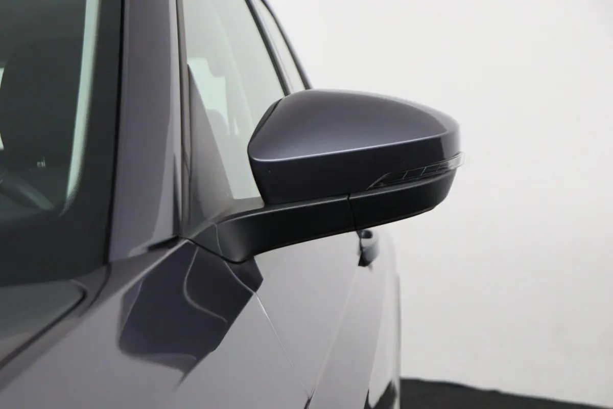 1.0 TSI Life | Trekhaak | Achteruitrijcamera | Navigatie | Stoelverwarming |