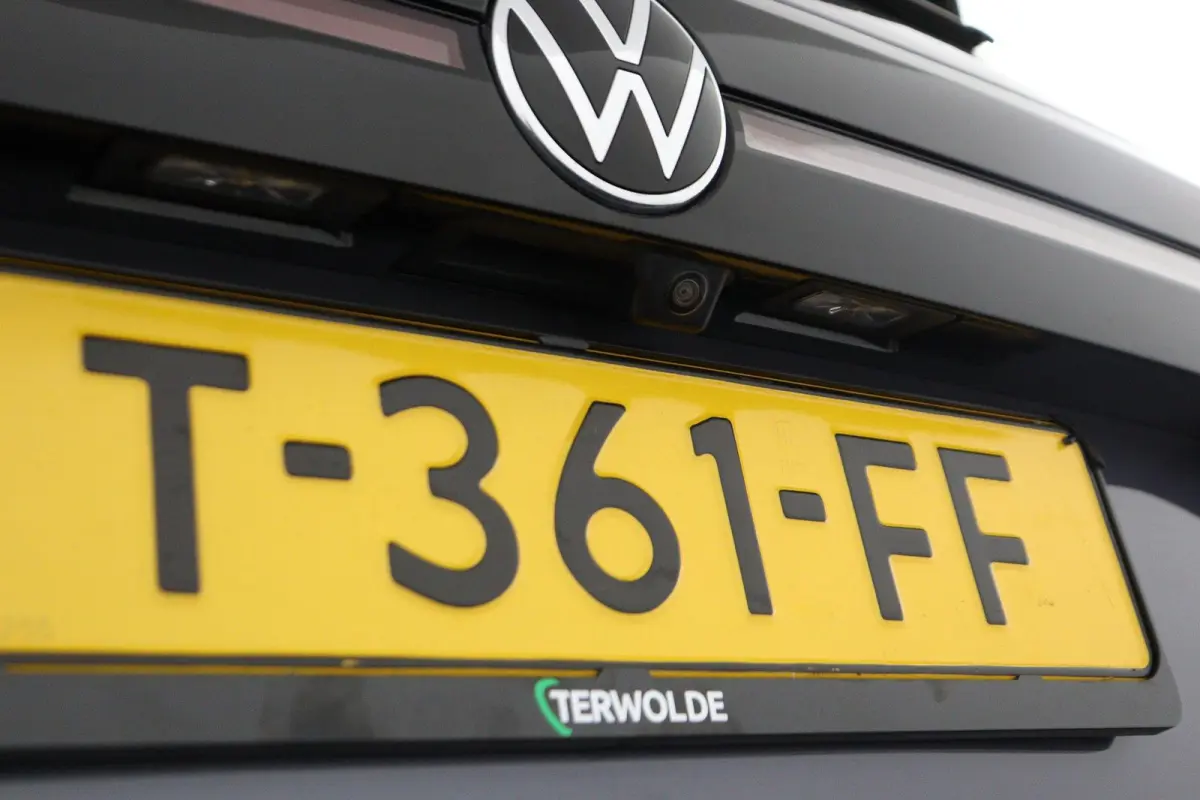 1.0 TSI Life | Trekhaak | Achteruitrijcamera | Navigatie | Stoelverwarming |