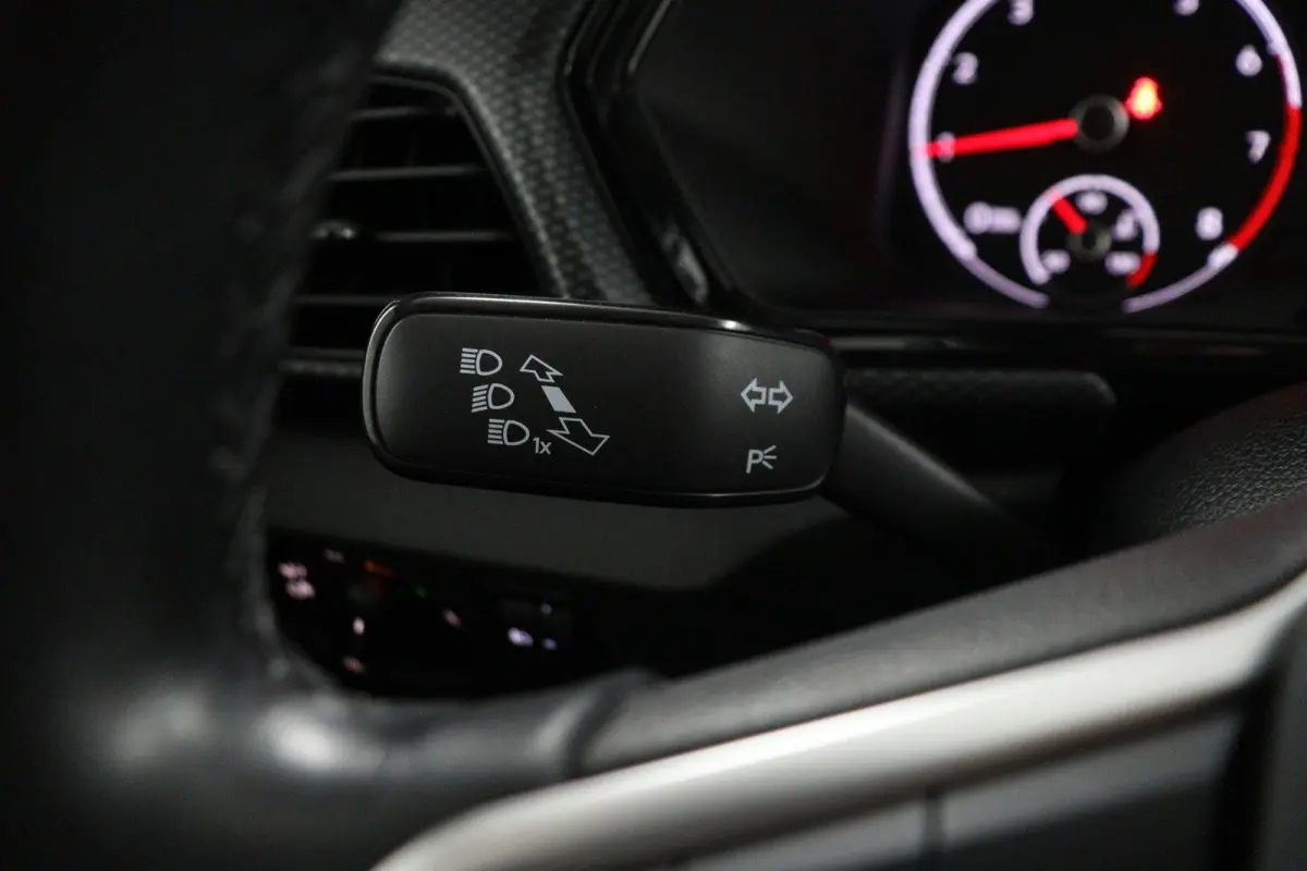 1.0 TSI Life | Trekhaak | Achteruitrijcamera | Navigatie | Stoelverwarming |