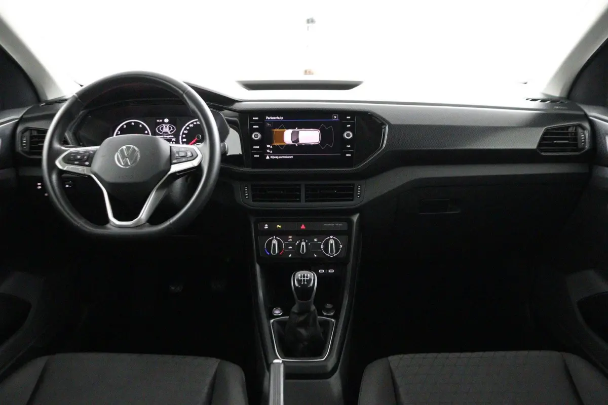 1.0 TSI Life | Trekhaak | Achteruitrijcamera | Navigatie | Stoelverwarming |