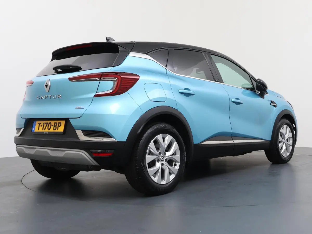 E-Tech Plug-in Hybrid 160 Intens | Adapt. Cruise | Groot Navi | Parkeercamera |