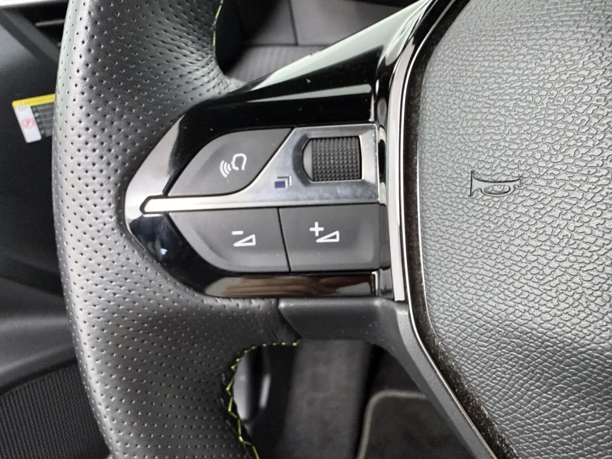 EV GT Pack 50 kWh | Panoramadak | Adaptieve Cruise | Stoelverwarming | 27.699 km |