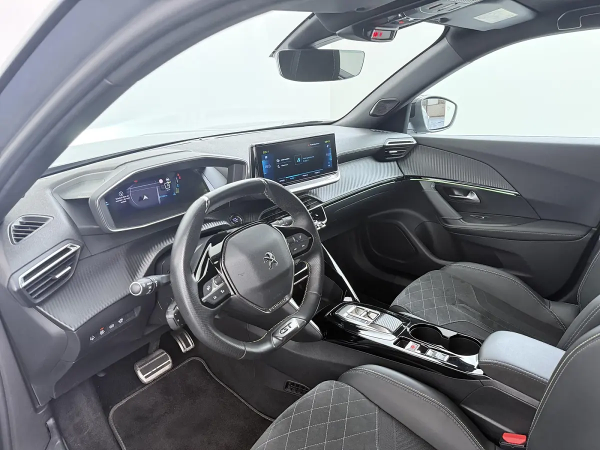EV GT Pack 50 kWh | Panoramadak | Adaptieve Cruise | Stoelverwarming | 27.699 km |