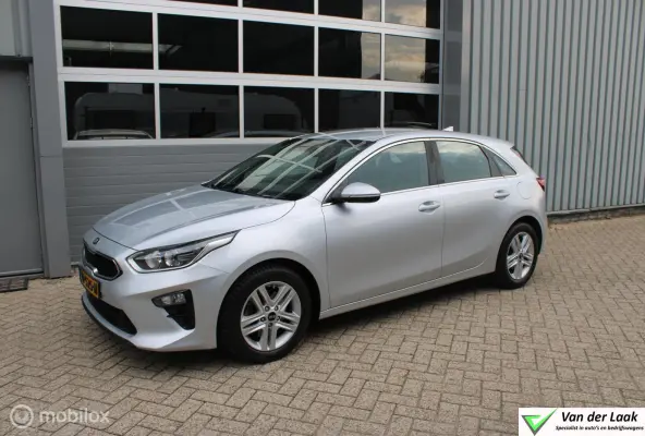 1.0 T-GDi DynamicLine 1e Eig NL Auto | 60.323 KM | Boekjes.