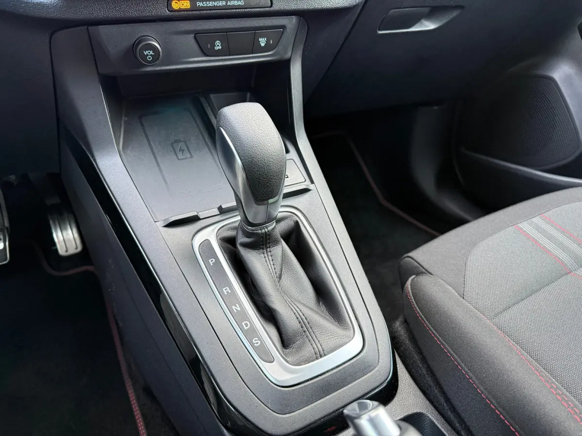 1.0 EcoBoost ST-Line - Automaat - Camera - Navi - Climate - Parkeerhulp