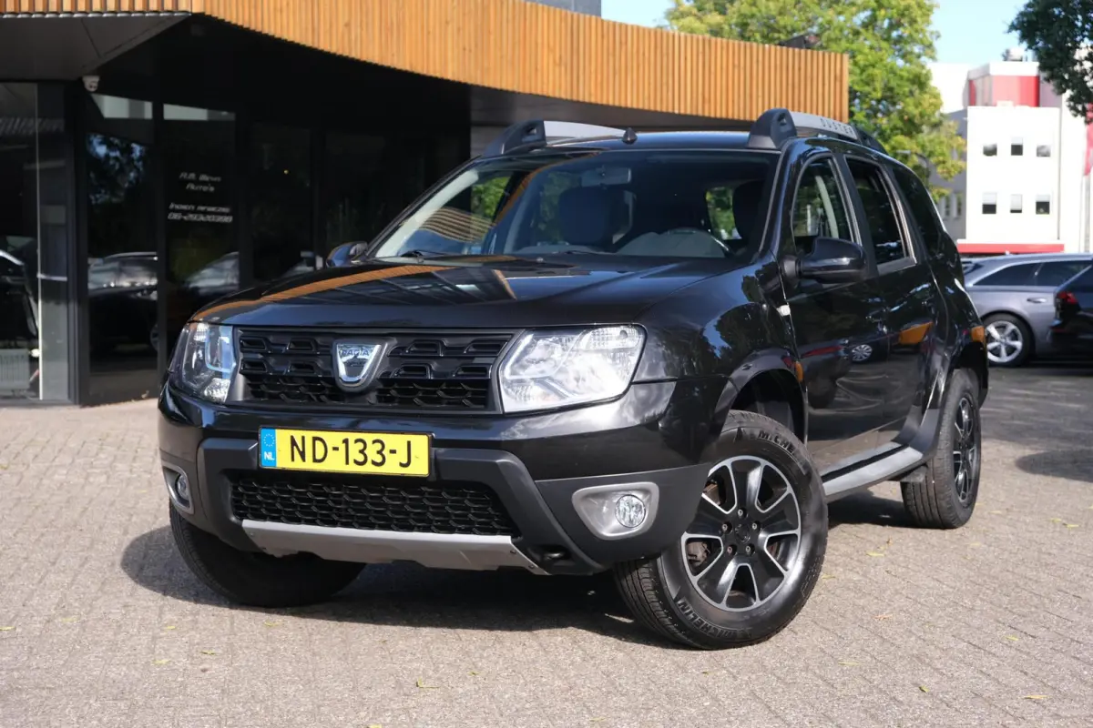 1.2 TCe 4x2 Blackshadow|Rijklaar!|Camera|Trekhaak|Stoelverwarming|Cruise|DAB|