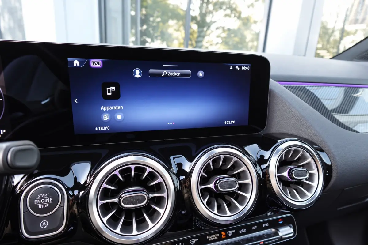 180 AMG PANO KEYLESS HUD SFEER