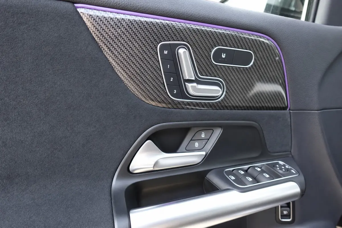 180 AMG PANO KEYLESS HUD SFEER