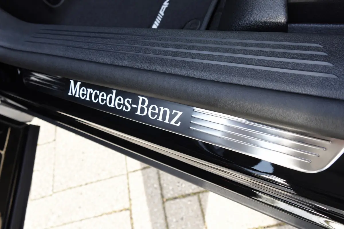 180 AMG PANO KEYLESS HUD SFEER