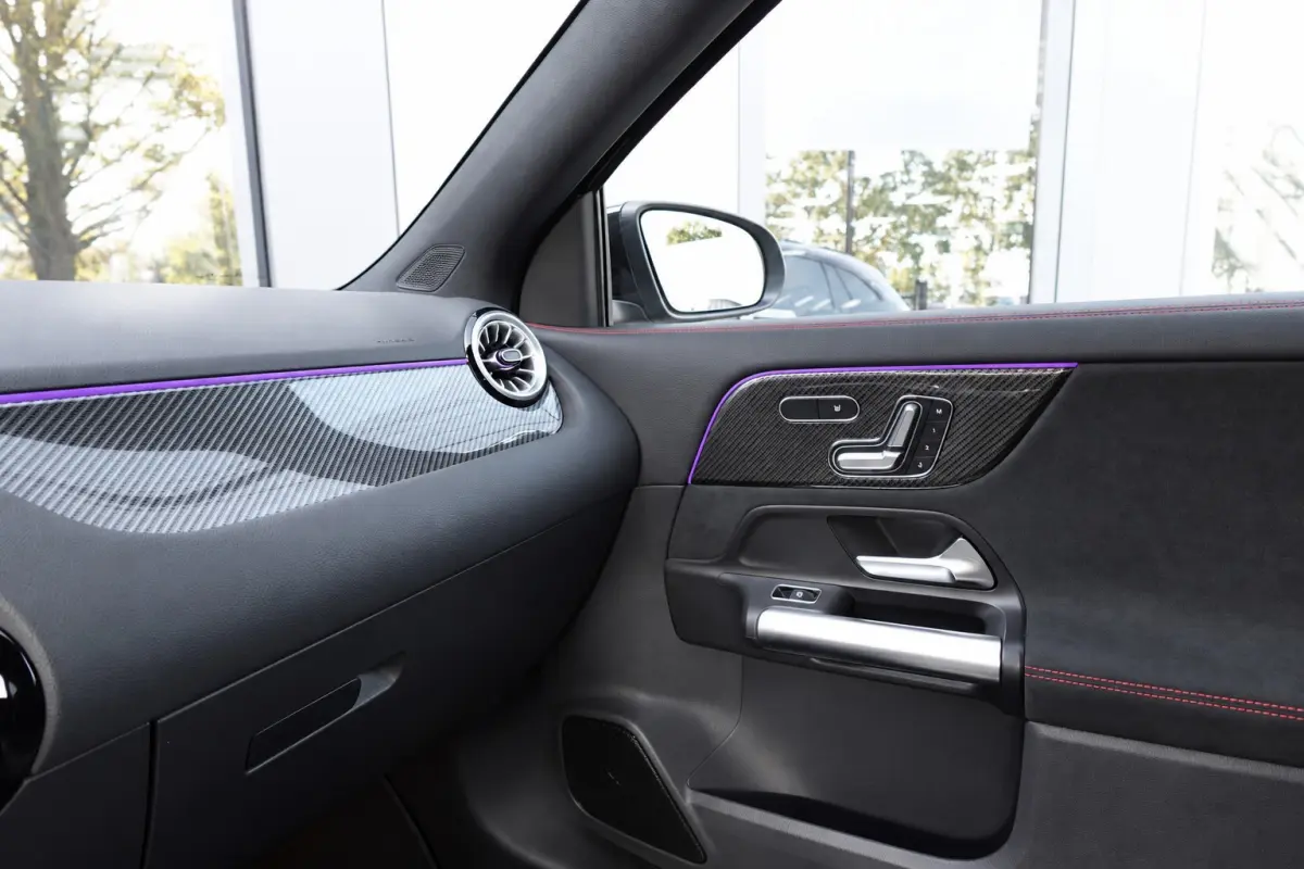 180 AMG PANO KEYLESS HUD SFEER