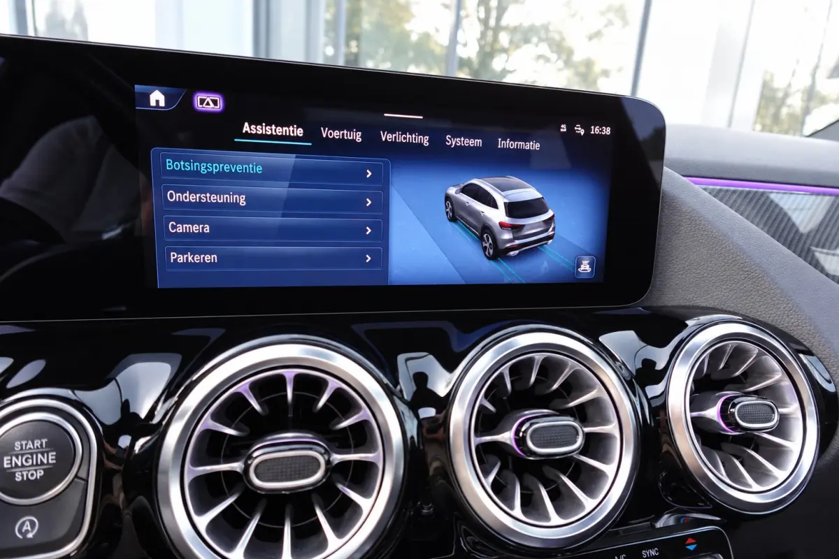 180 AMG PANO KEYLESS HUD SFEER