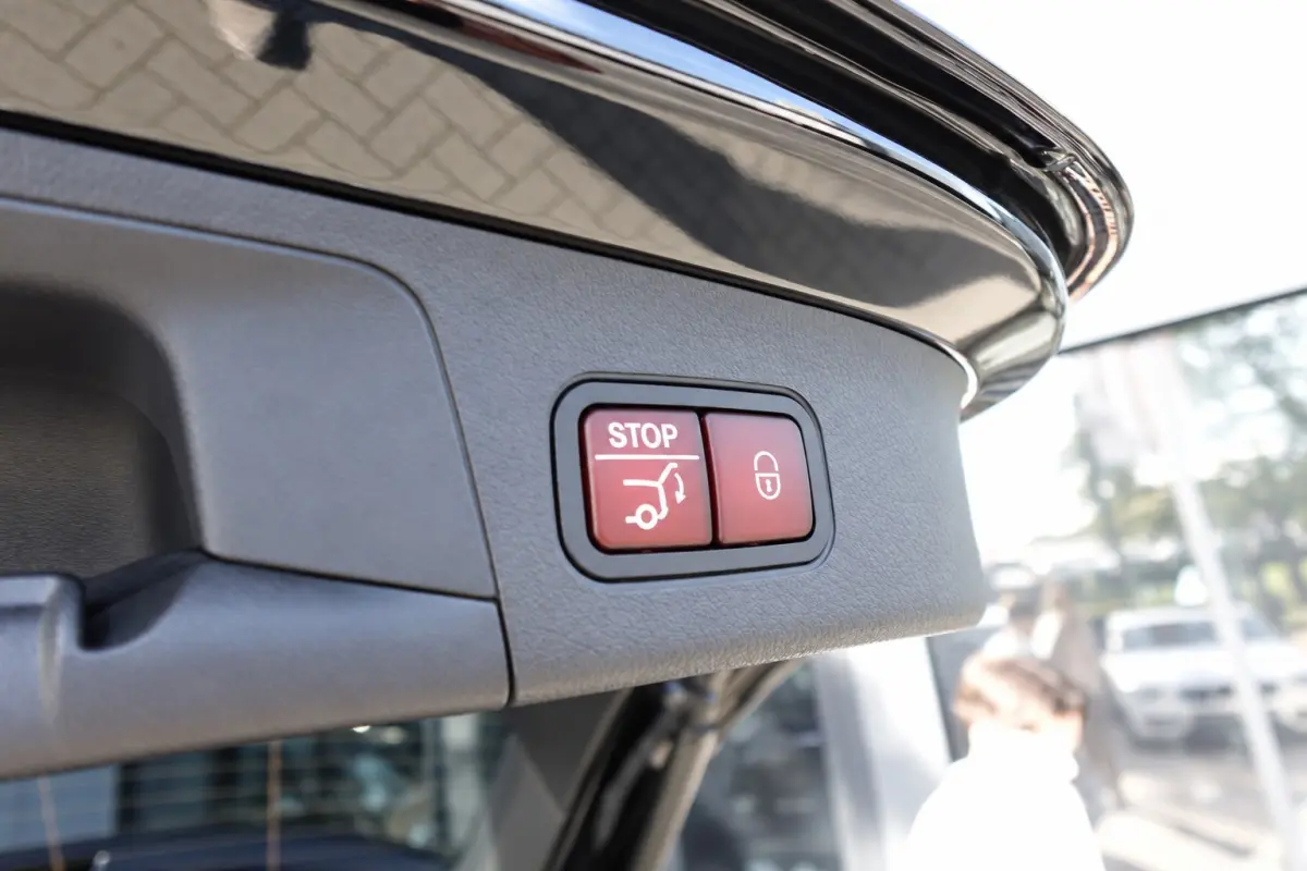 180 AMG PANO KEYLESS HUD SFEER