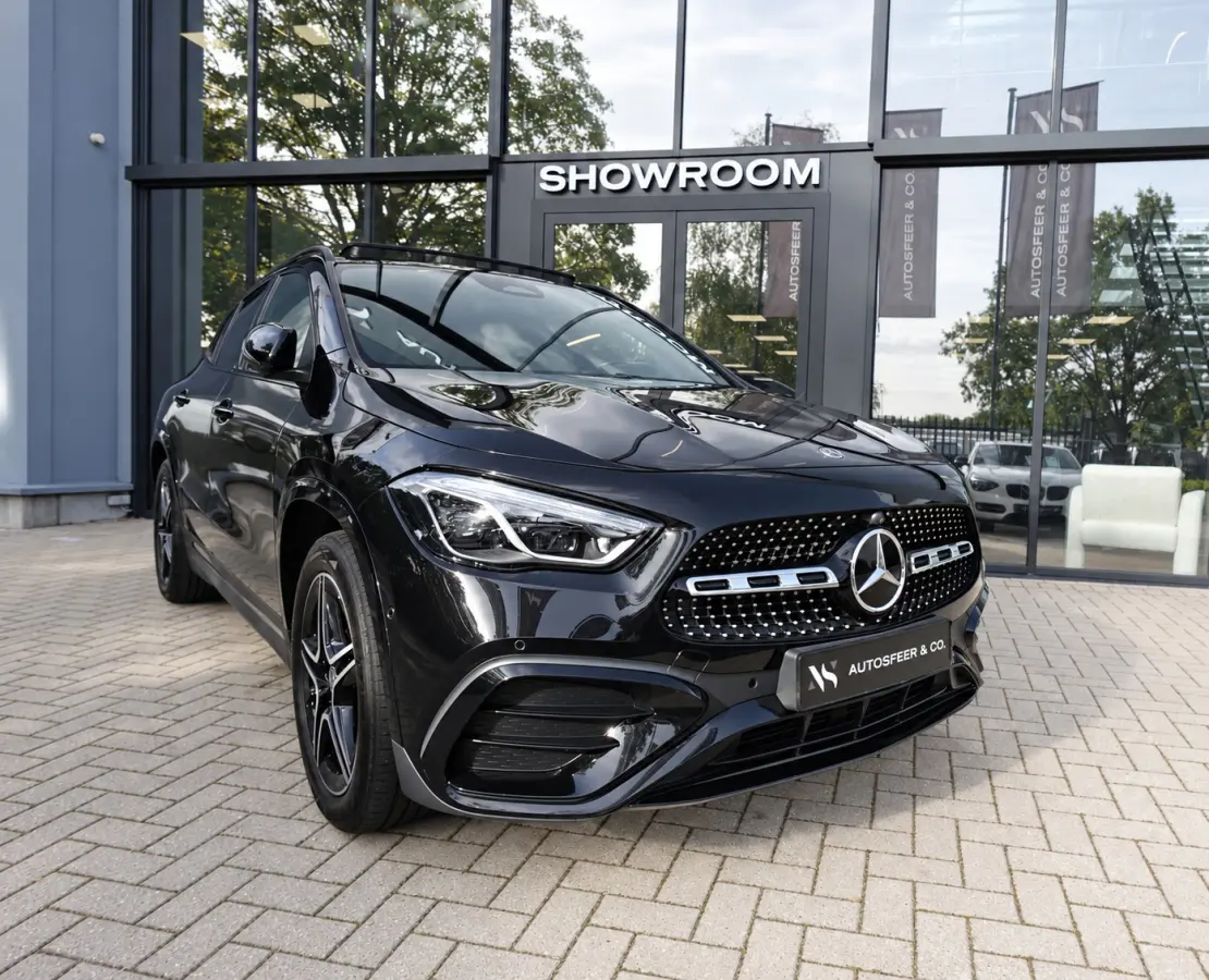180 AMG PANO KEYLESS HUD SFEER