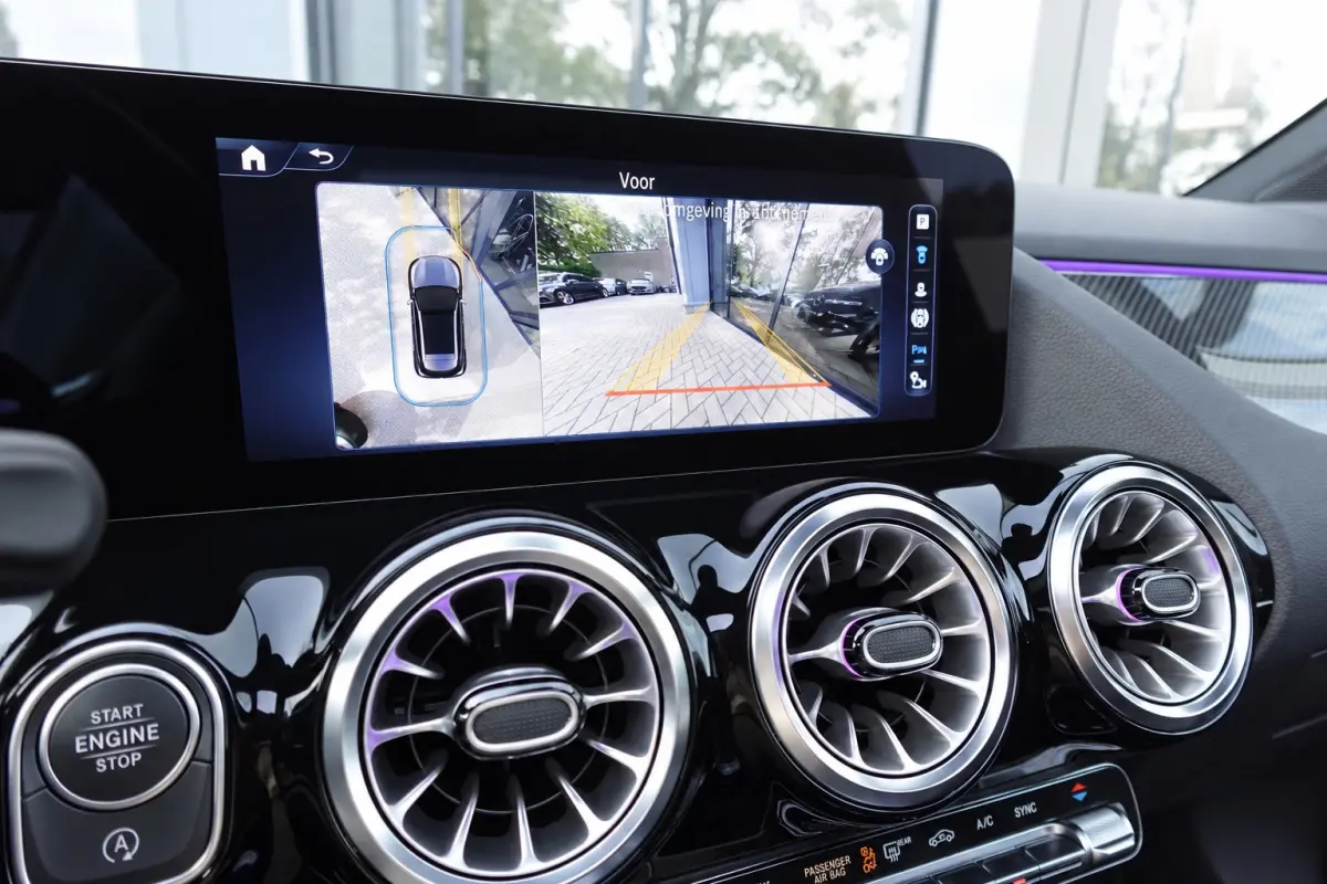 180 AMG PANO KEYLESS HUD SFEER