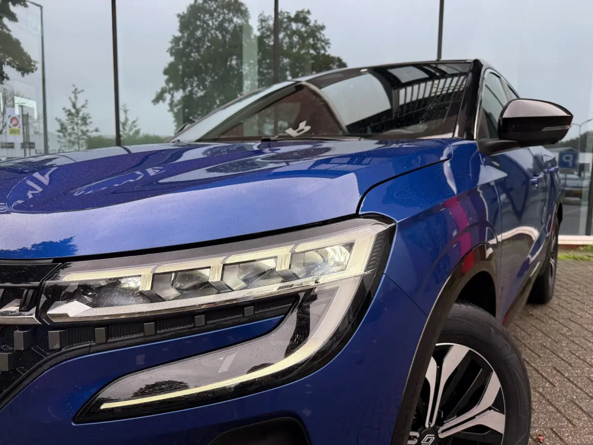 1.2 E-Tech full hybrid 200 techno - Automaat - Navi - 360 Camera - LED - Climate