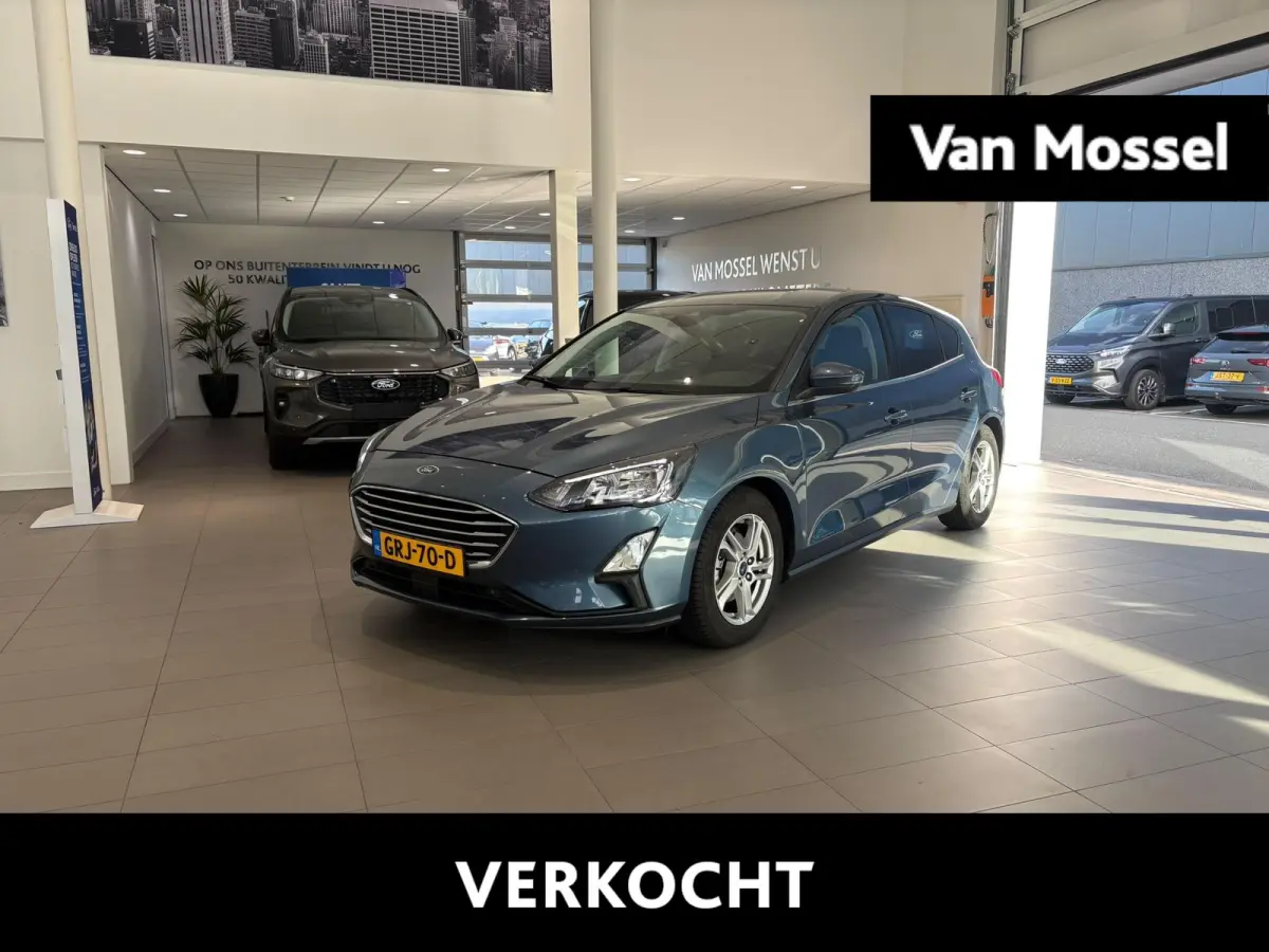 1.0 EcoBoost ST Line Business STOEL - STUUR - VOORRUIT VERWARMING | VOOR EN ACHTER SENSOREN | APPLE CARPLAY | TREKHAAK