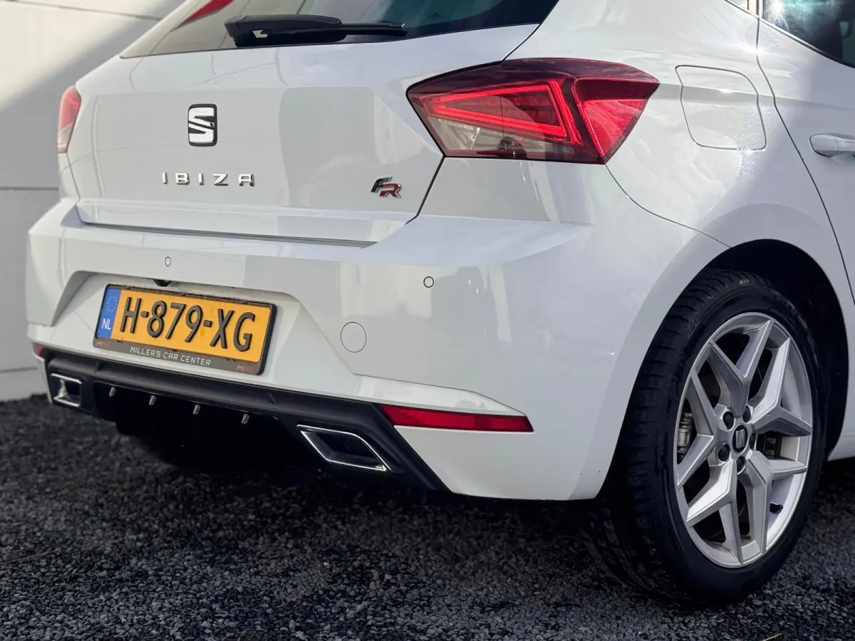 1.0 TSI FR AUT CARPLAY CAMERA MAXTON VIRTUAL STOELVERWARMING