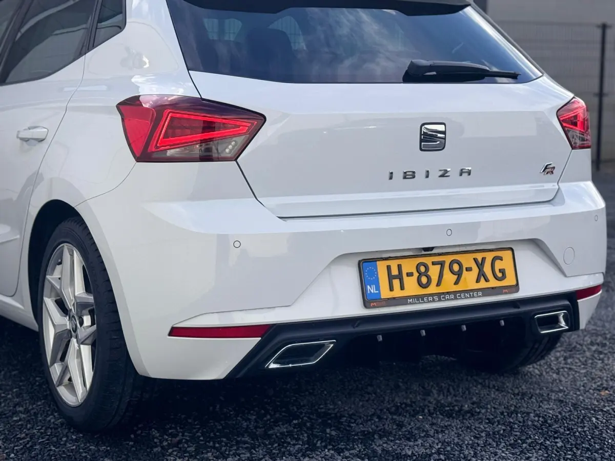 1.0 TSI FR AUT CARPLAY CAMERA MAXTON VIRTUAL STOELVERWARMING