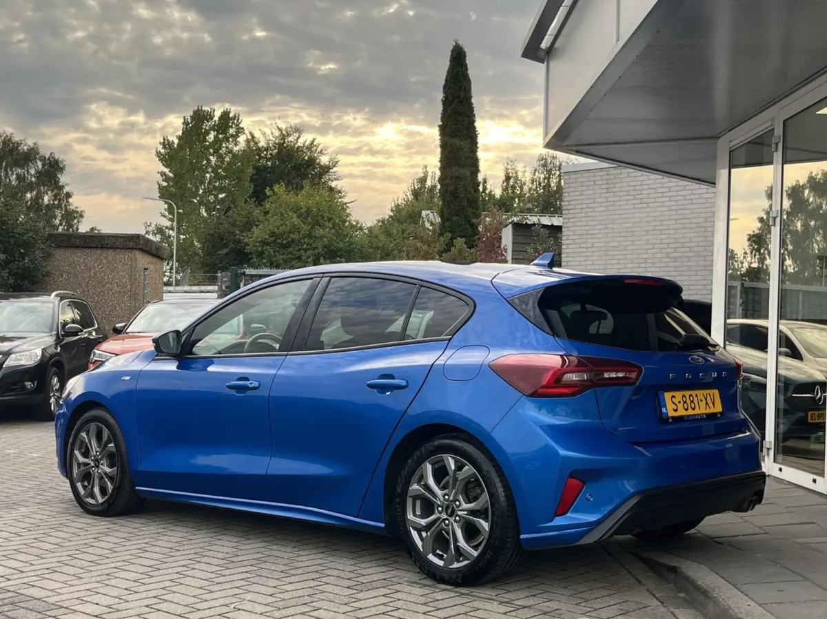 EcoBoost Hybrid ST Line GROOTSCHERM+NL AUTO+LED