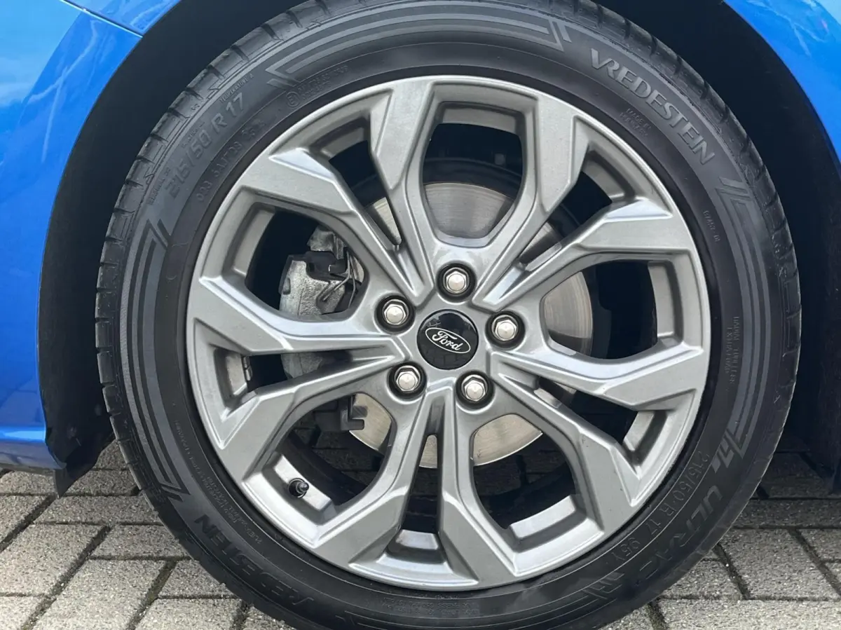 EcoBoost Hybrid ST Line GROOTSCHERM+NL AUTO+LED