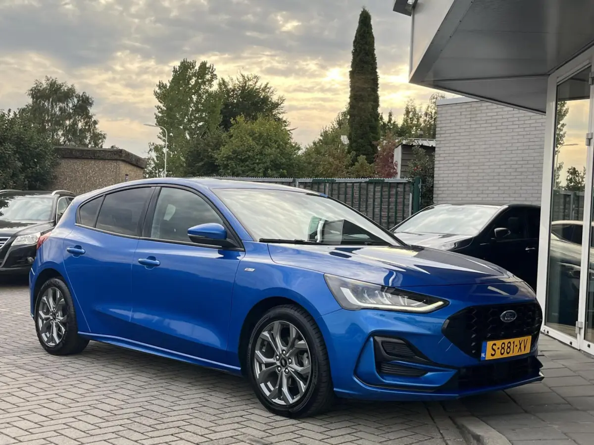 EcoBoost Hybrid ST Line GROOTSCHERM+NL AUTO+LED