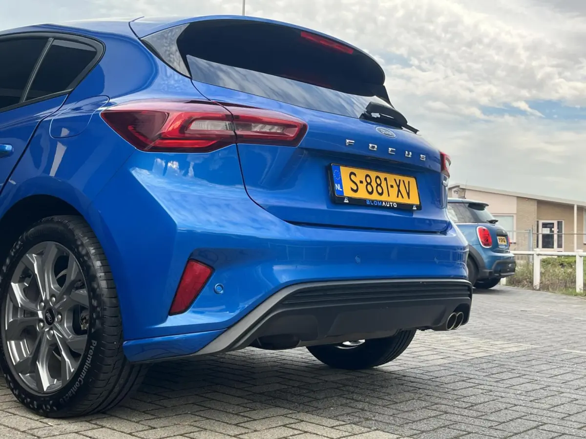 EcoBoost Hybrid ST Line GROOTSCHERM+NL AUTO+LED