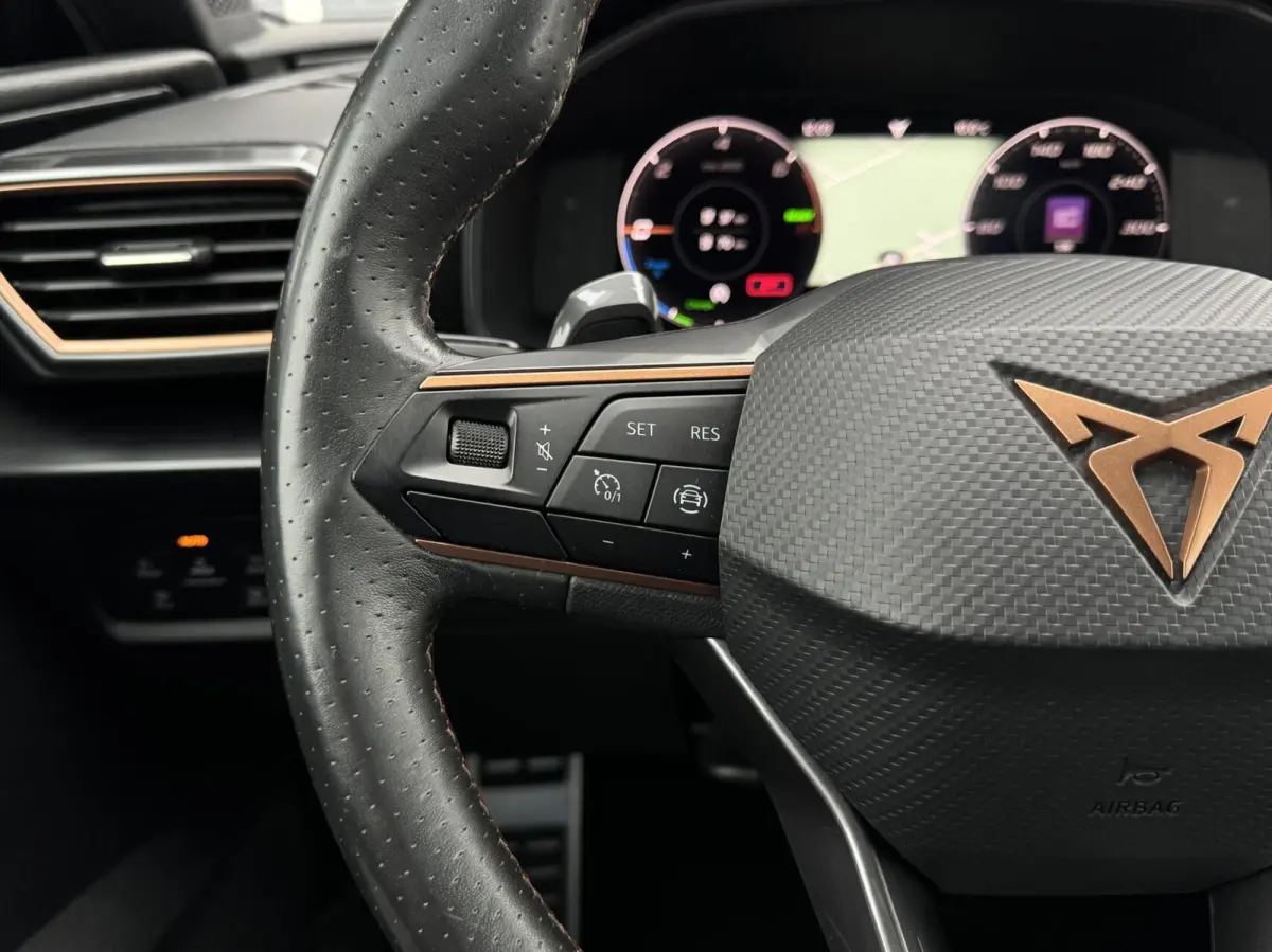 1.4 e-Hybrid VZ Business SOH 93% | Half Leder | Digital cockpit | Navigatie | Adaptive cruise | Sfeerverlichting | Sensoren
