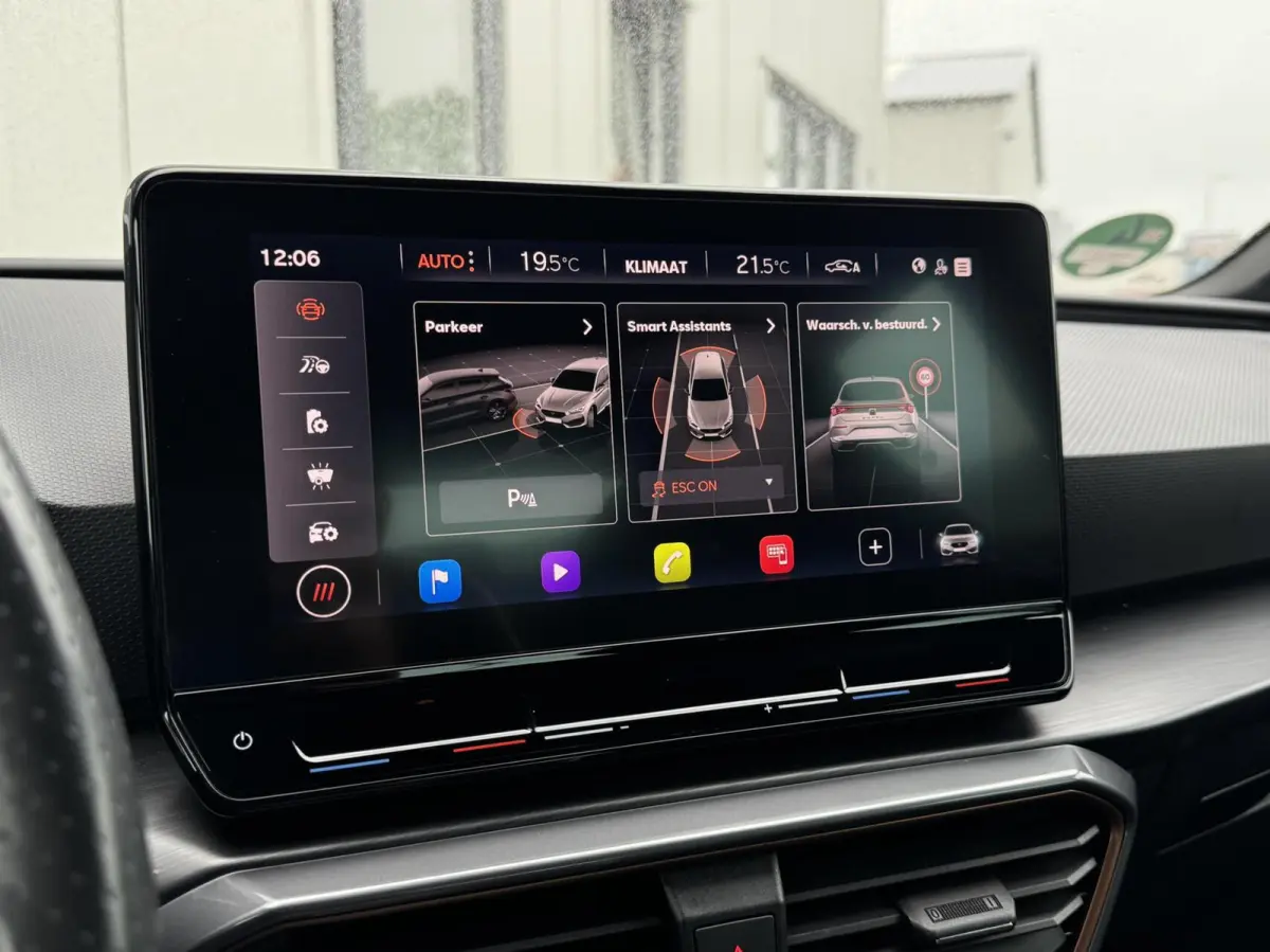 1.4 e-Hybrid VZ Business SOH 93% | Half Leder | Digital cockpit | Navigatie | Adaptive cruise | Sfeerverlichting | Sensoren