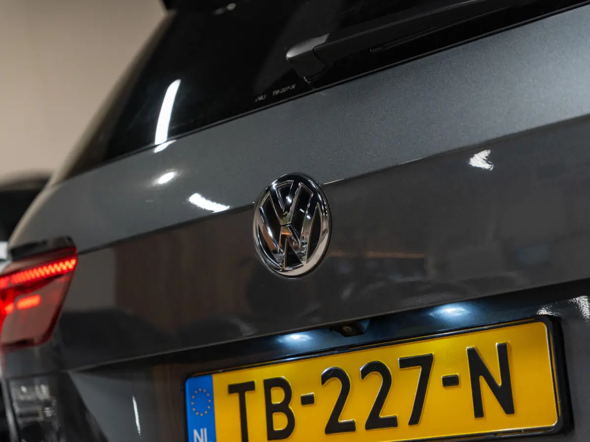 1.4 TSI DSG 3X R-Line, Pano, Voll Led, Virtual, Blind Spot, ACC, Cam, Dynaudio, Apple Carplay, Memory