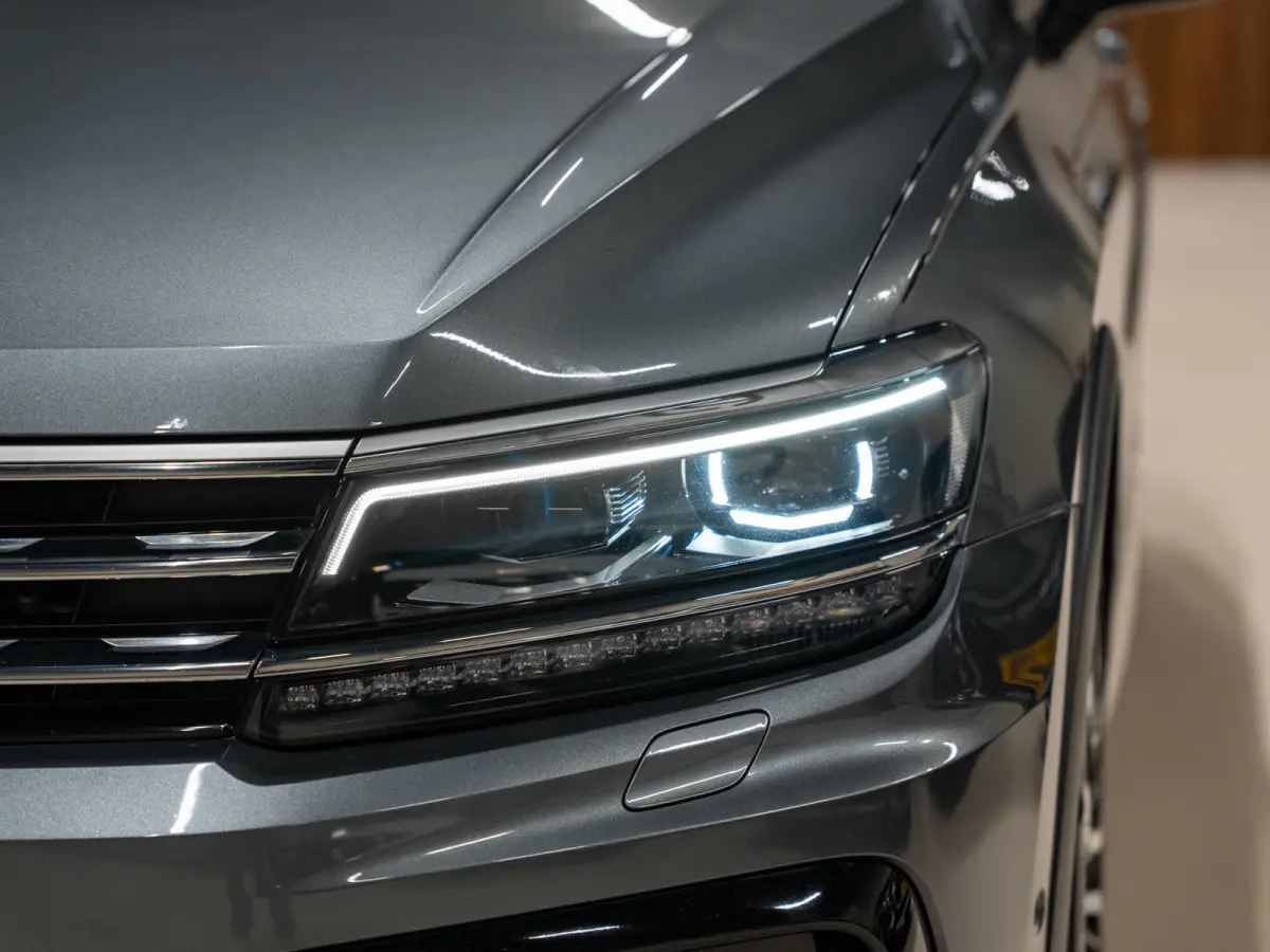 1.4 TSI DSG 3X R-Line, Pano, Voll Led, Virtual, Blind Spot, ACC, Cam, Dynaudio, Apple Carplay, Memory