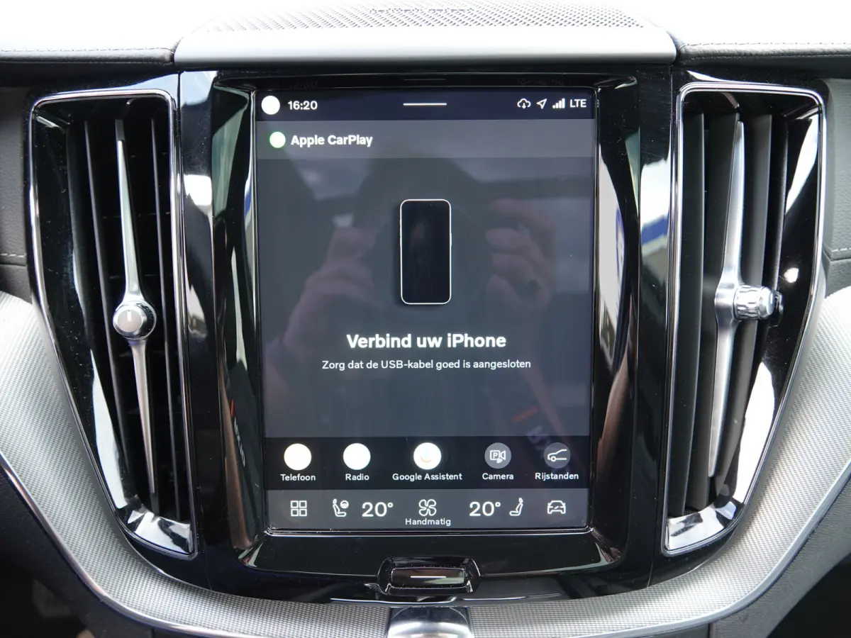 2.0 T8 PHEV AWD Ultimate Black Edition NL-AUTO | LUCHTVERING | PANO | HUD | TREKH. | 360° CAM