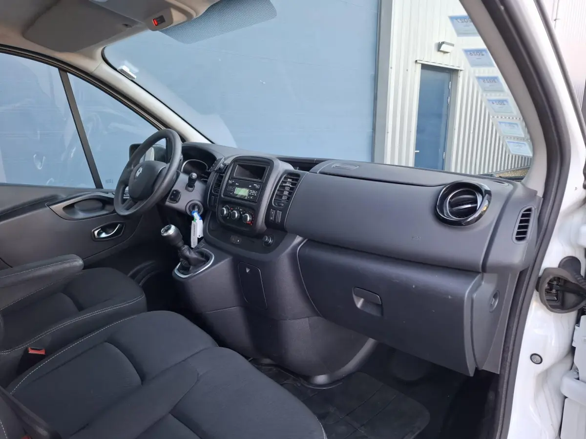 2.0 dCi 120 T29 L2H1 Luxe AIRCO / KASTEN INRICHTING / 3 ZITS / IMPERIAL / EURO 6