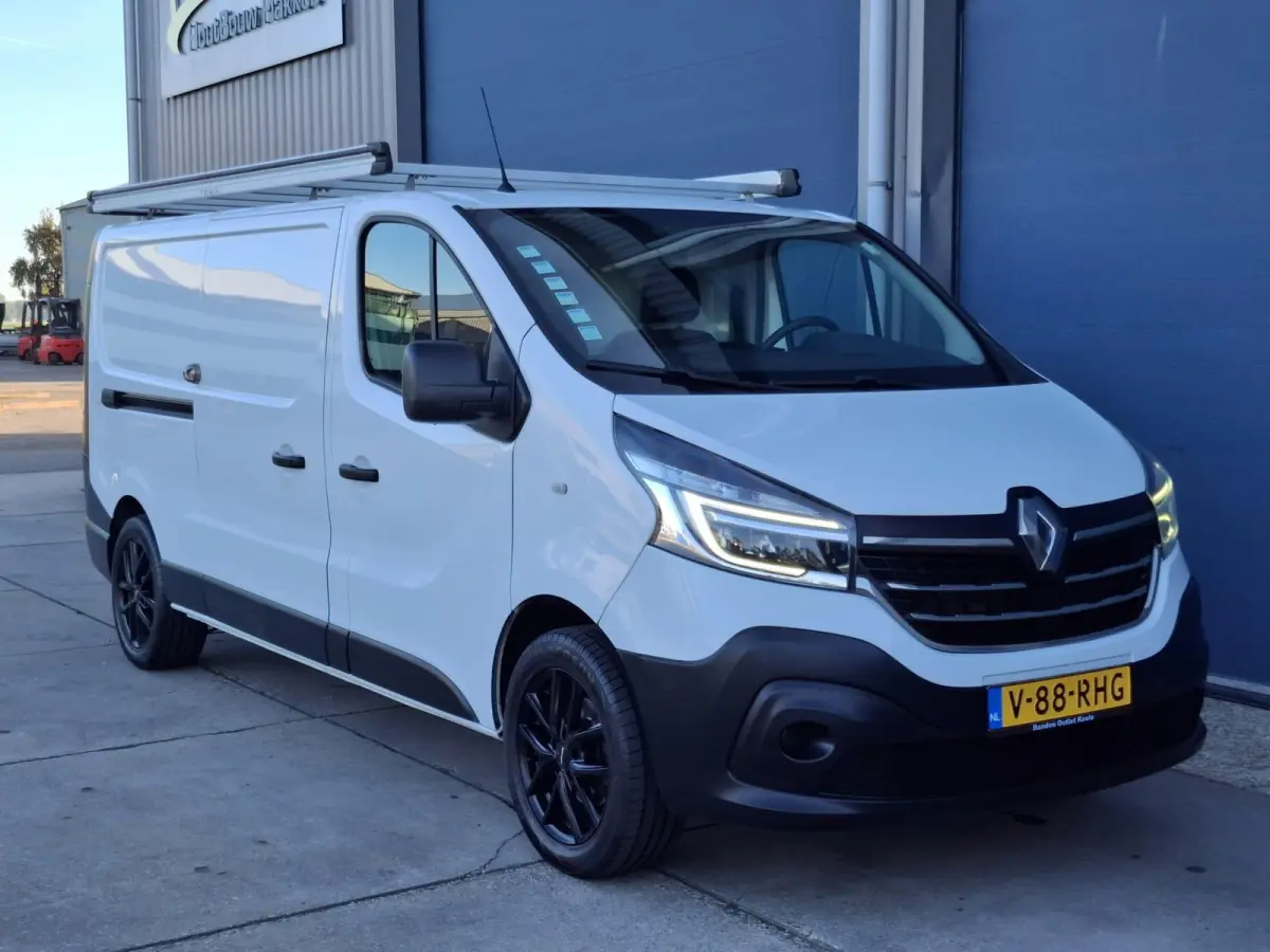 2.0 dCi 120 T29 L2H1 Luxe AIRCO / KASTEN INRICHTING / 3 ZITS / IMPERIAL / EURO 6