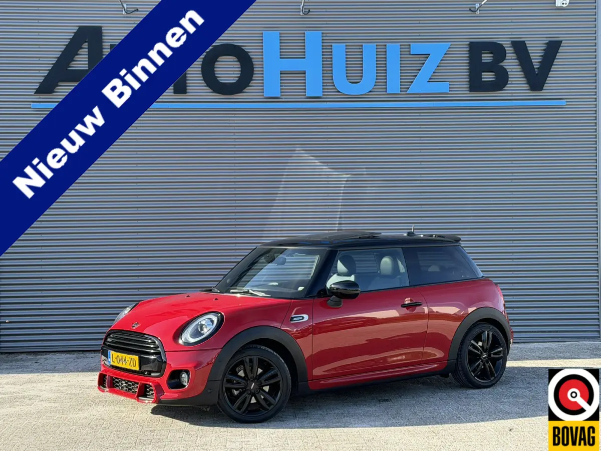 1.5 Cooper John Cooper Works Dalston Panoramadak Harman-Kardon Sound Keyless Entry Achteruitrijcamera