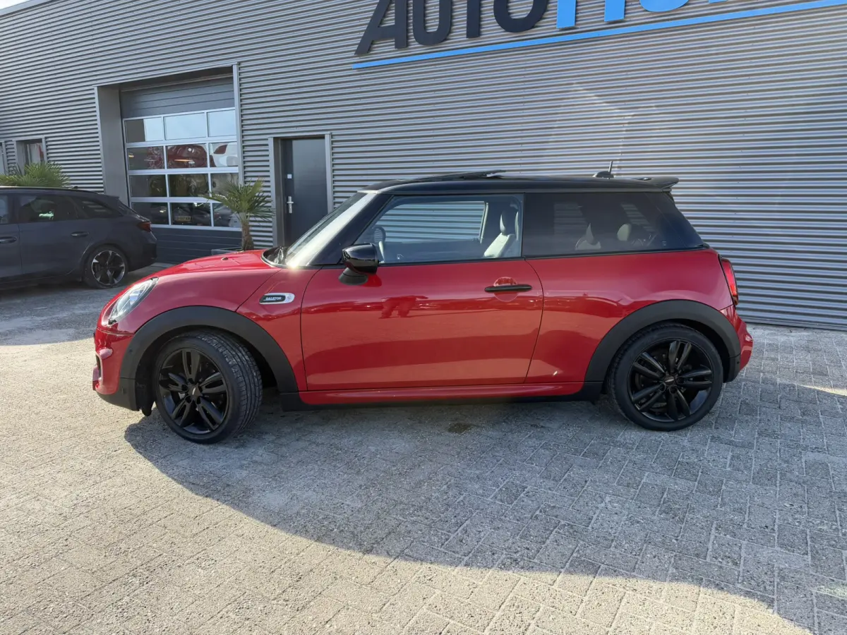 1.5 Cooper John Cooper Works Dalston Panoramadak Harman-Kardon Sound Keyless Entry Achteruitrijcamera