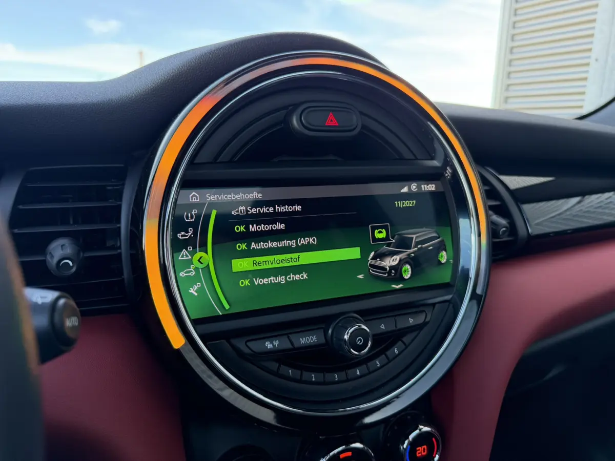 1.5 Cooper John Cooper Works Dalston Panoramadak Harman-Kardon Sound Keyless Entry Achteruitrijcamera