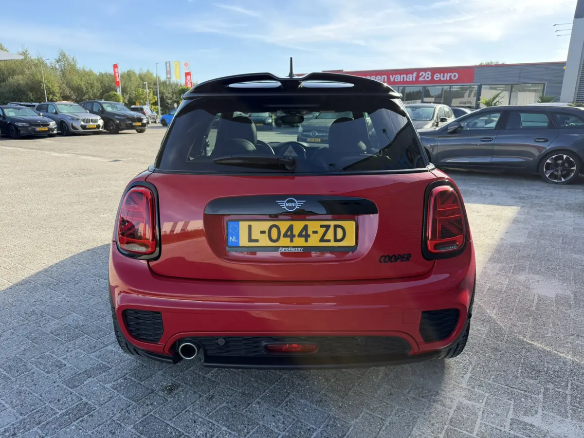 1.5 Cooper John Cooper Works Dalston Panoramadak Harman-Kardon Sound Keyless Entry Achteruitrijcamera