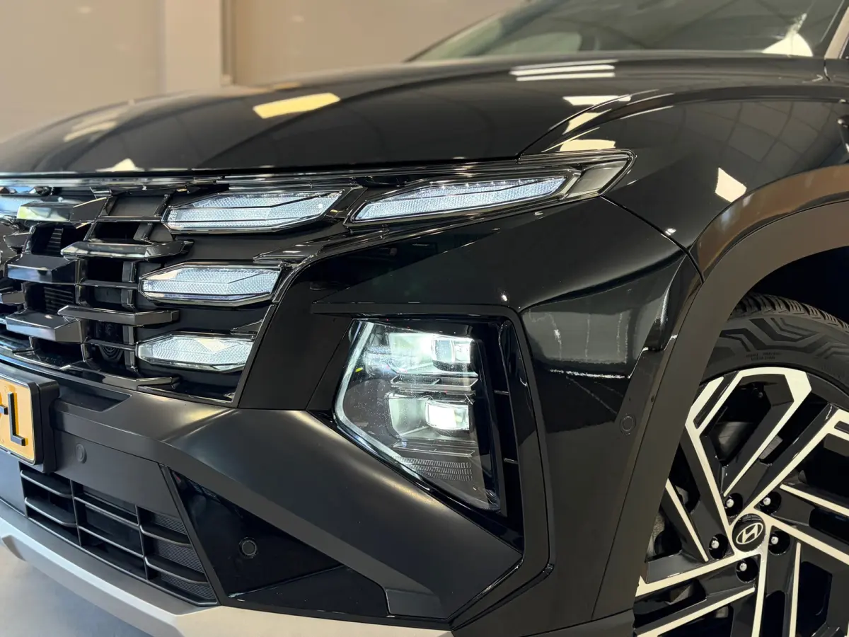Premium 1.6 T-GDI PHEV | 360 Camera | Lederen bekleding | SOH 100% |