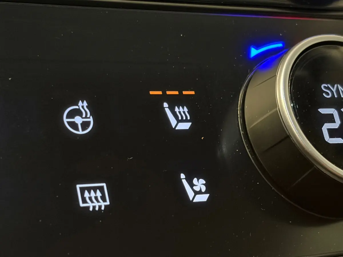Premium 1.6 T-GDI PHEV | 360 Camera | Lederen bekleding | SOH 100% |