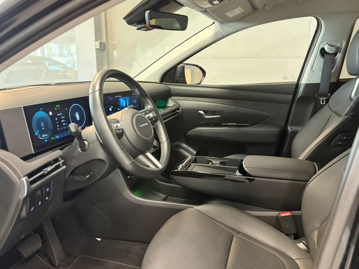 Premium 1.6 T-GDI PHEV | 360 Camera | Lederen bekleding | SOH 100% |