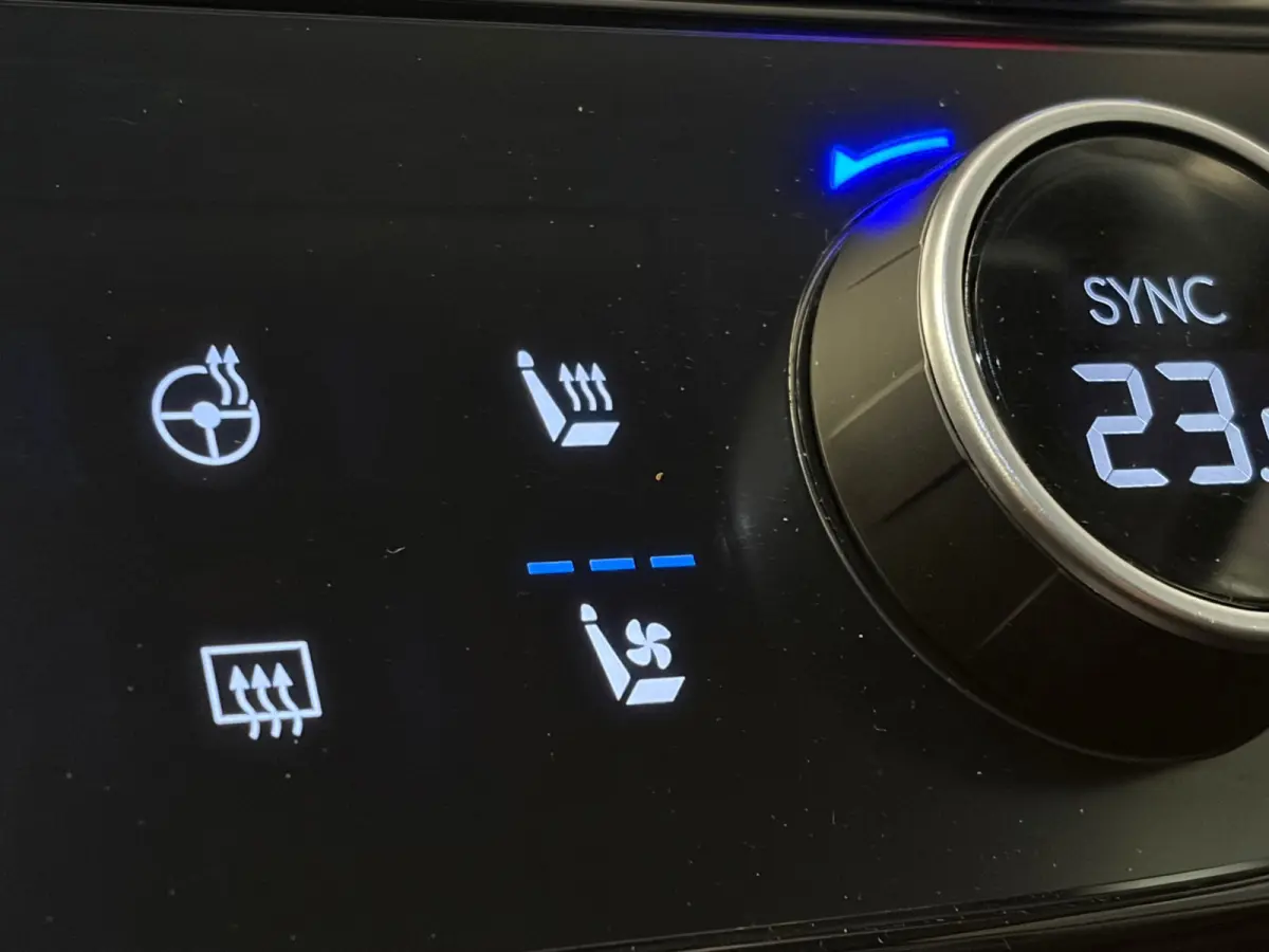 Premium 1.6 T-GDI PHEV | 360 Camera | Lederen bekleding | SOH 100% |
