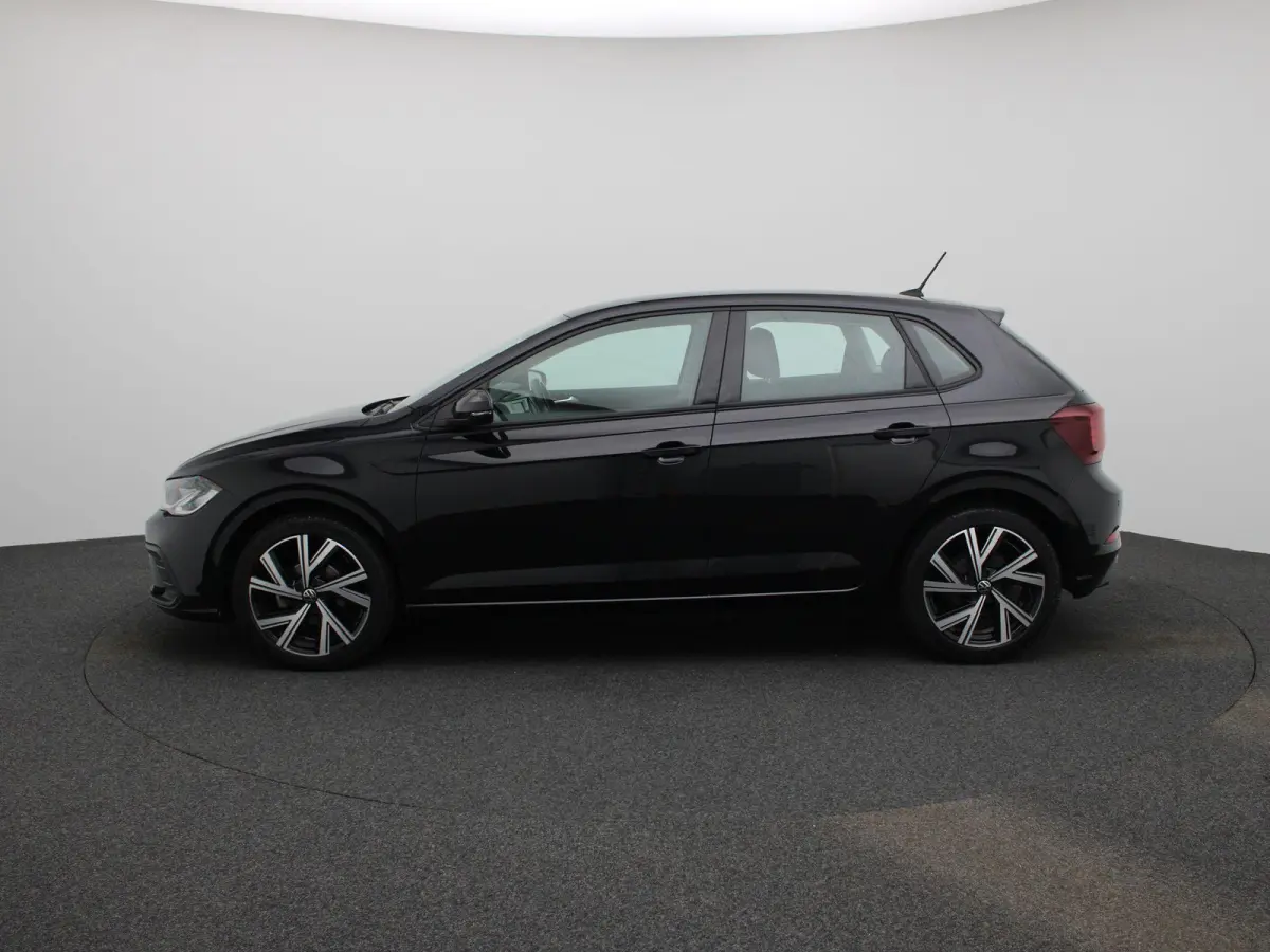 1.0 TSI Life 95 PK| Origineel Nederlands | Dealeronderhouden | Parkeersensoren Voor & Achter | 17 Inch Velgen | Adaptieve Cruise Control | Apple Carplay