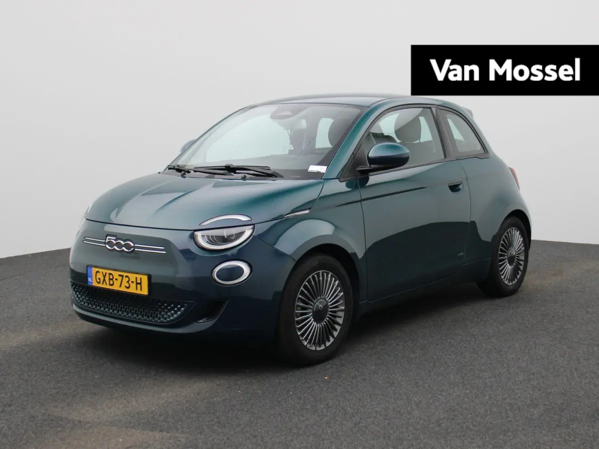Icon 42 kWh | Automaat | Parkeer sensoren | Navigatie | Virtual cockpit | Stoel verwarming | Climate Control | Cruise control | Lichtmetalen Velgen |