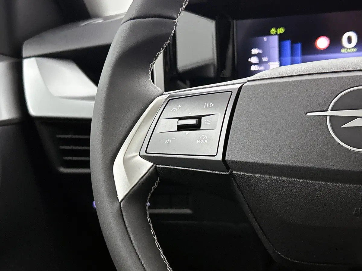 GS 44 kWh | Airco | Camera | Apple Carplay/Android Auto