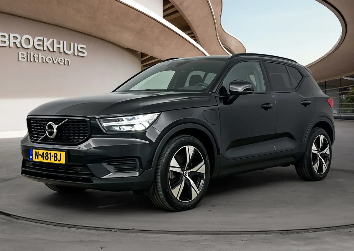 1.5 T4 R-Design | 1e Eigenaar - NL Auto | Apple Carplay - Android Auto | Stoel + Stuurverwarming | Adaptive Cruis Control | BLIS | PDC |
