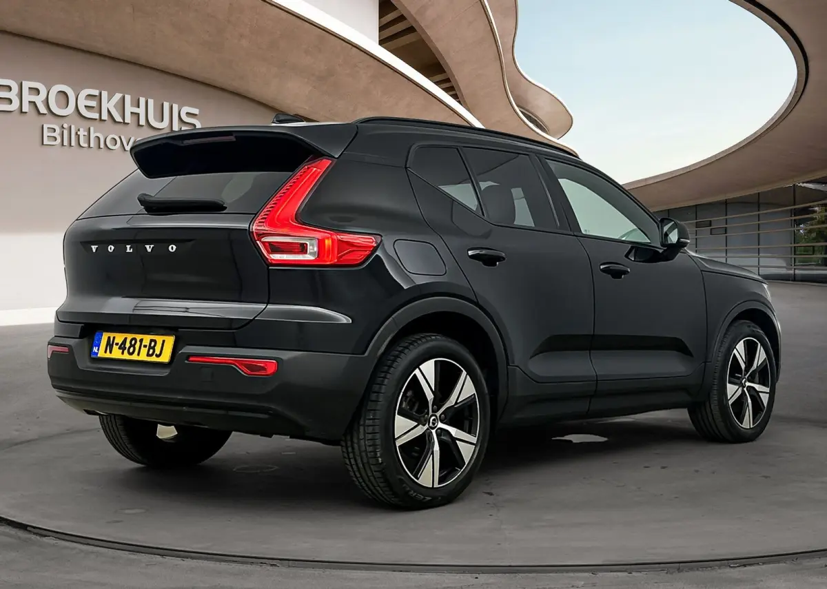 1.5 T4 R-Design | 1e Eigenaar - NL Auto | Apple Carplay - Android Auto | Stoel + Stuurverwarming | Adaptive Cruis Control | BLIS | PDC |