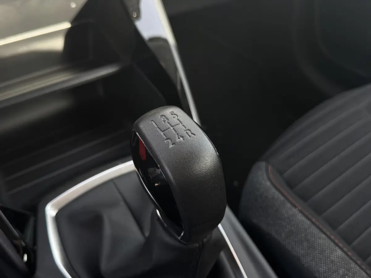1.2 PureTech Active Pack | NAVIGATIE | CRUISE CONTROL