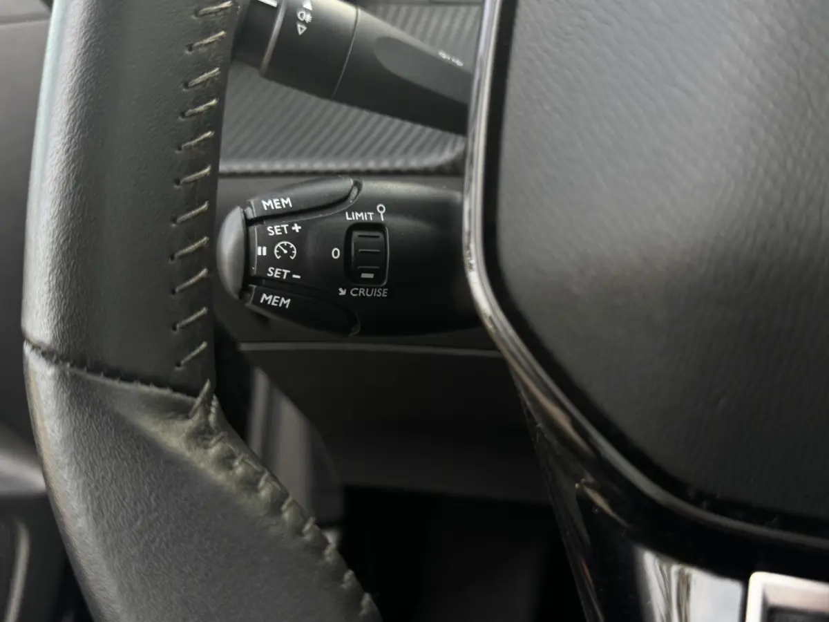 1.2 PureTech Active Pack | NAVIGATIE | CRUISE CONTROL